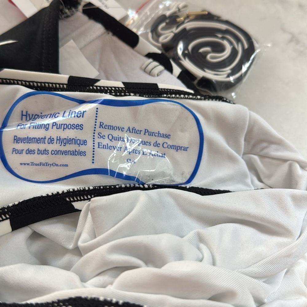 Kate Spade One Pièce Swimsuit NWT - Picture 5 of 5